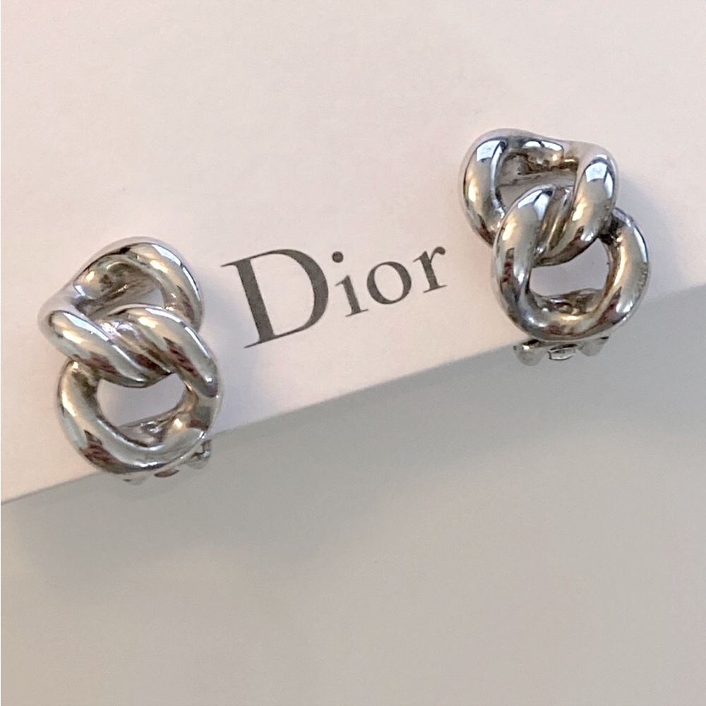 DELETING SOON 
Dior Silver Twisted Vintage Clip-on Earrings